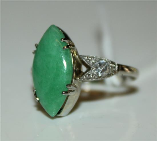 Jadeite & diamond ring